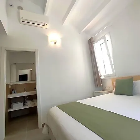 Amano Maison Carree Hotel 3*