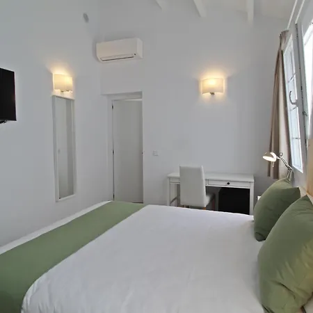 Amano Maison Carree Hotel