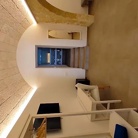 Amano Maison Carree 3*